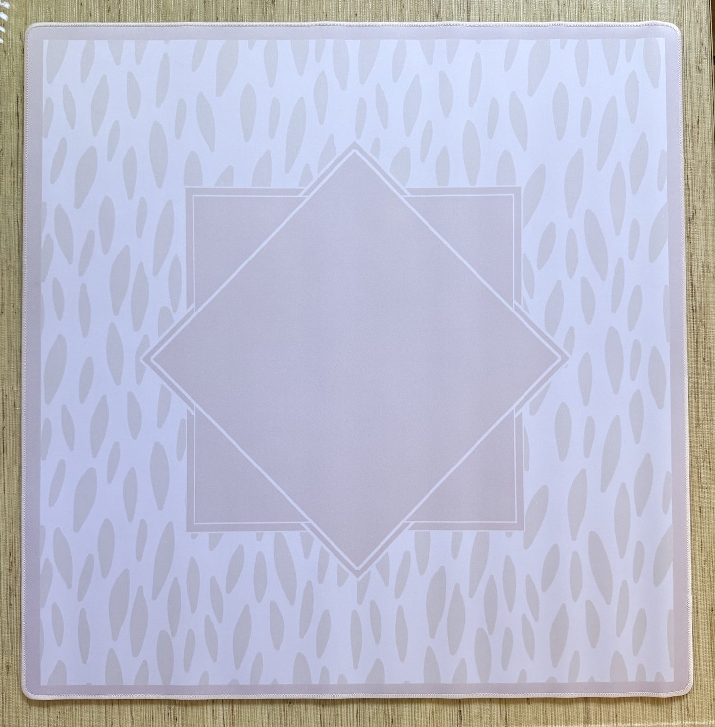 The Neutre Blanc Mahjong Mat