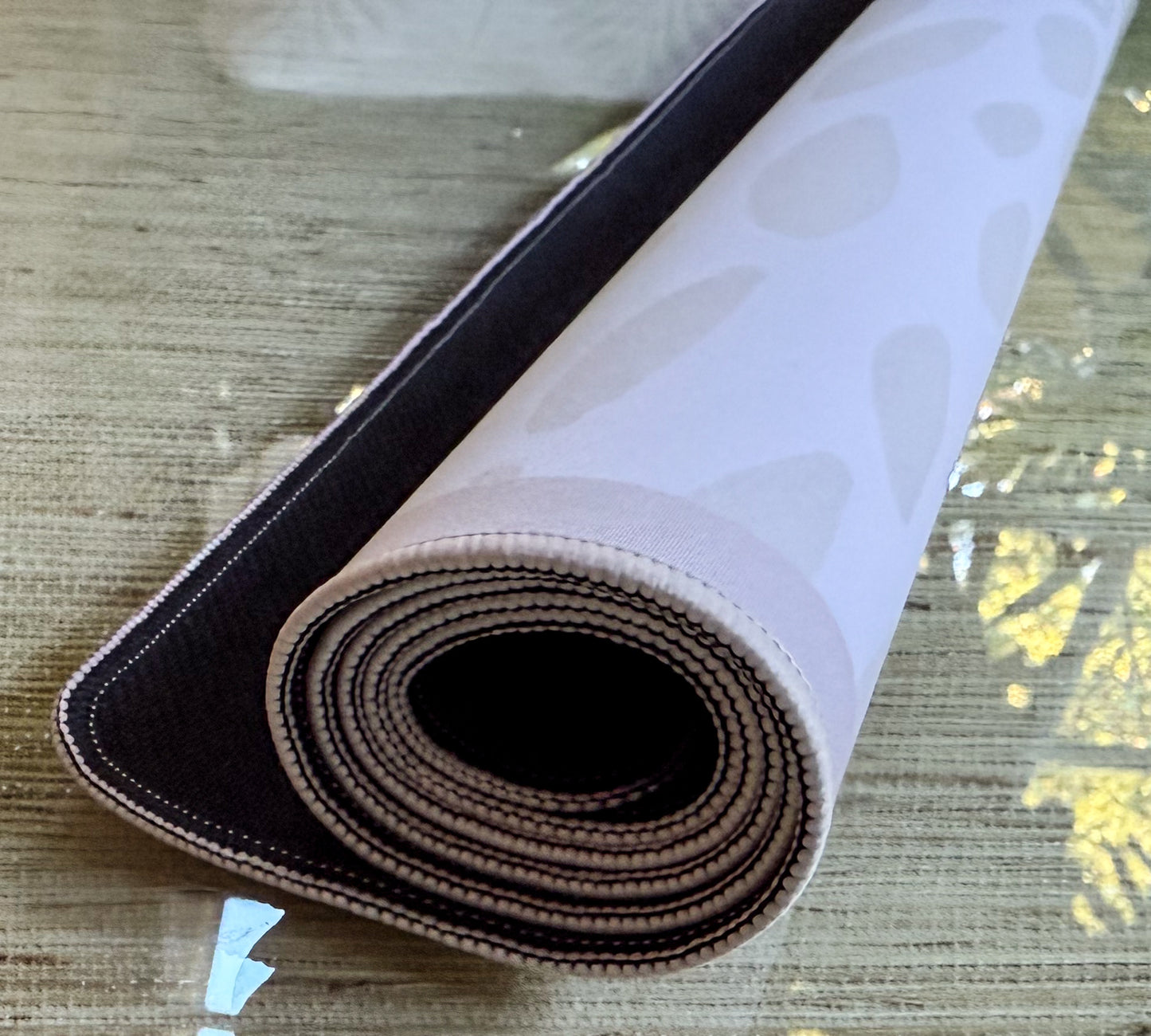 The Neutre Blanc Mahjong Mat