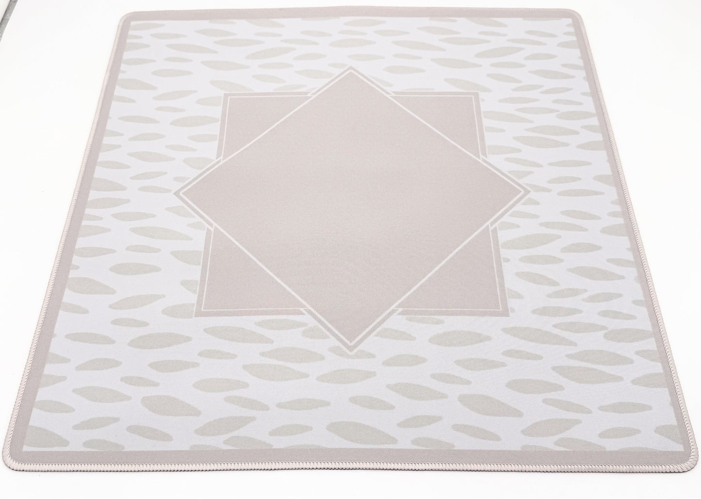 The Neutre Blanc Mahjong Travel Mat