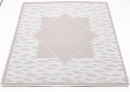 The Neutre Blanc Mahjong Travel Mat